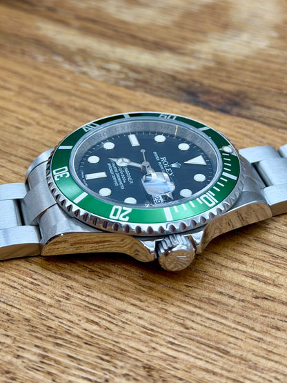 Rolex Submariner 16610LV RRR full set 2008