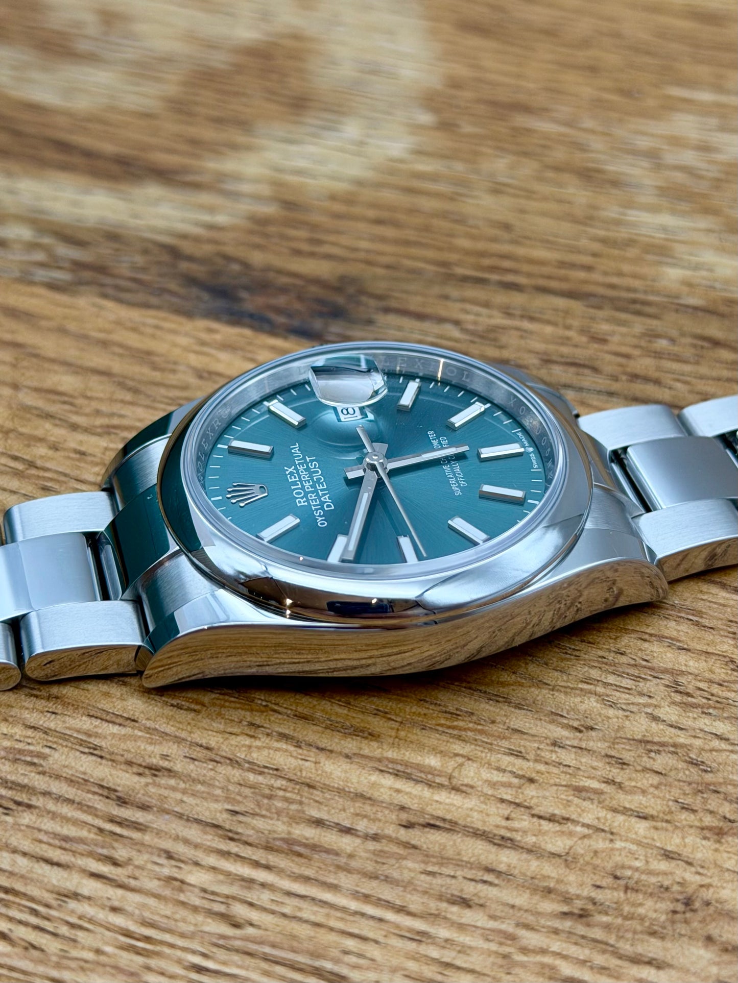 Rolex Datejust 126200 full set 2024