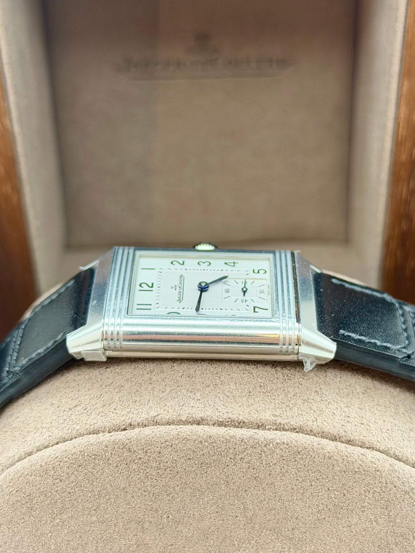 Jaeger Lecoultre Reverso Classic Q3868520 full set 2026