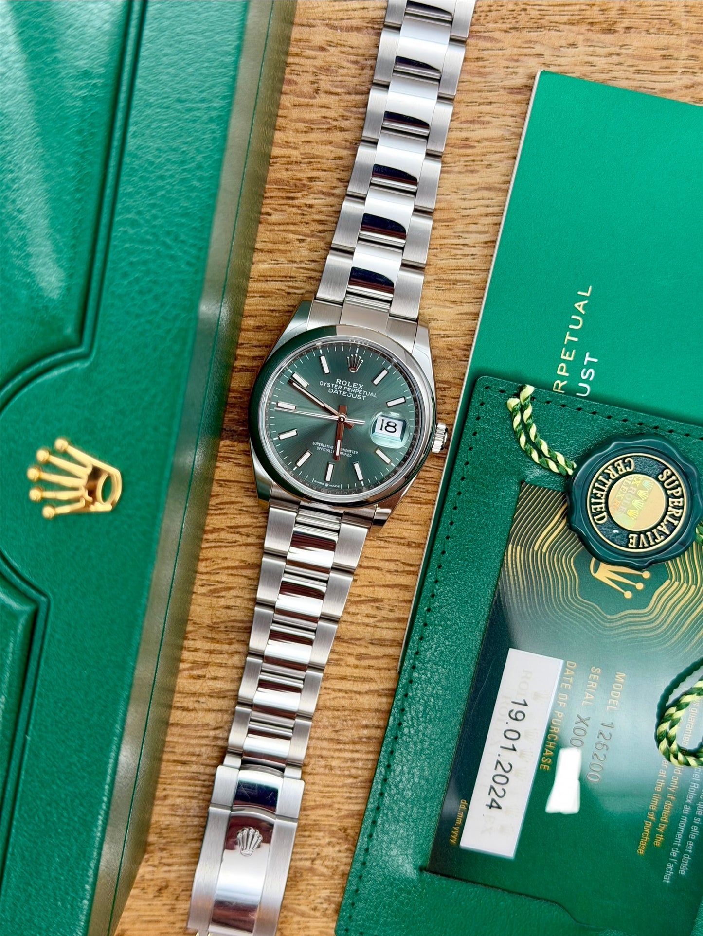 Rolex Datejust 126200 full set 2024