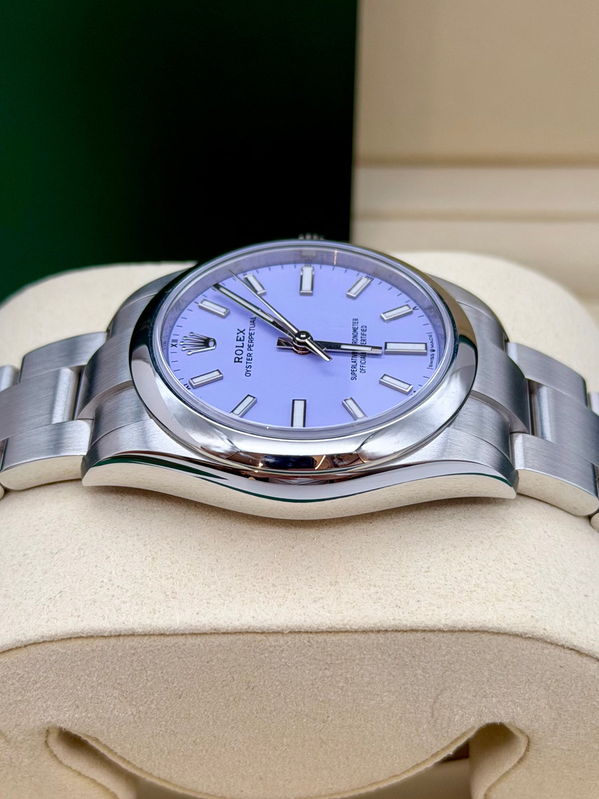 Rolex Oyster Perpetual 124200