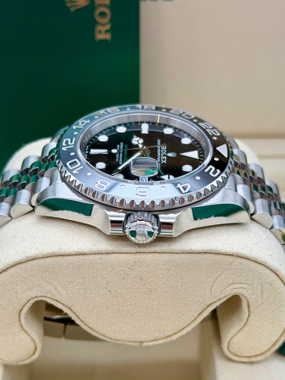 Rolex Gmt II 126710 grnr full set 2026